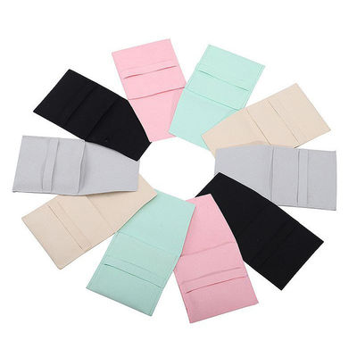 Kantong penyimpanan perhiasan microfiber sentuh lembut dengan pemisah yang bisa dilepas untuk anting