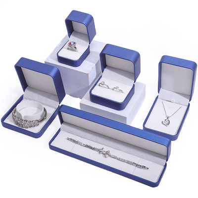 Custom Shape Glossy PU Kulit Perhiasan Kasus, Perhiasan Kotak Set Untuk Pengemasan