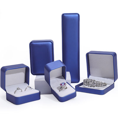 Custom Shape Glossy PU Kulit Perhiasan Kasus, Perhiasan Kotak Set Untuk Pengemasan