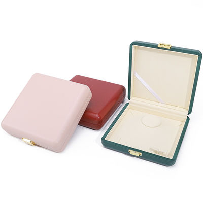 Ruang luas Multifunctional PU Kulit Perhiasan Organizer Box Buckle Penutupan