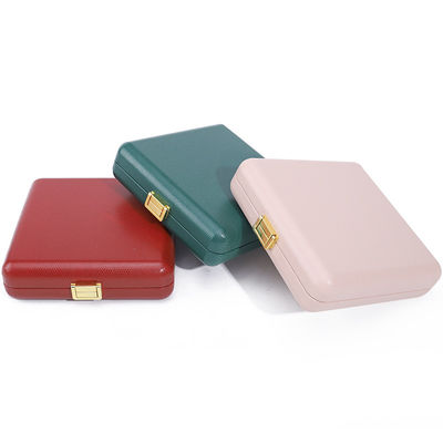 Ruang luas Multifunctional PU Kulit Perhiasan Organizer Box Buckle Penutupan