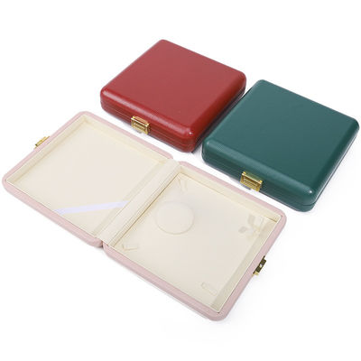 Ruang luas Multifunctional PU Kulit Perhiasan Organizer Box Buckle Penutupan