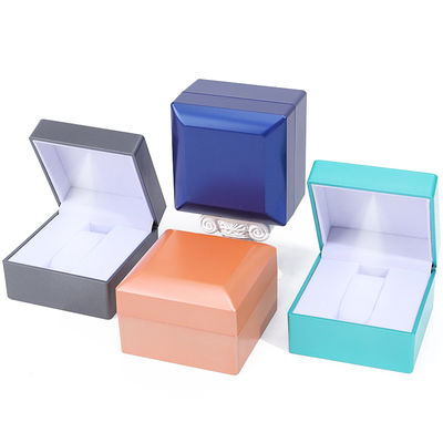 Handmade Gorgeous Mini Watch Luxury Packaging Box Protection Convex Holder untuk Pria