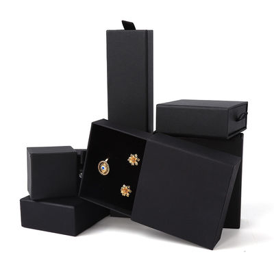 Pabrik grosir Eco Friendly hadiah mewah Kotak Perhiasan Logo Custom Disesuaikan Cincin Kalung Earring Gelang Kemasan Kotak Perhiasan