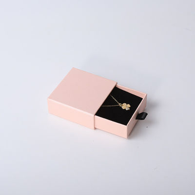 Pabrik grosir Eco Friendly hadiah berkualitas tinggi Kotak Perhiasan Pribadi Cincin Custom Kalung Earring Gelang Kemasan Pink Karton Paper Drawer Kotak Perhiasan dengan logo