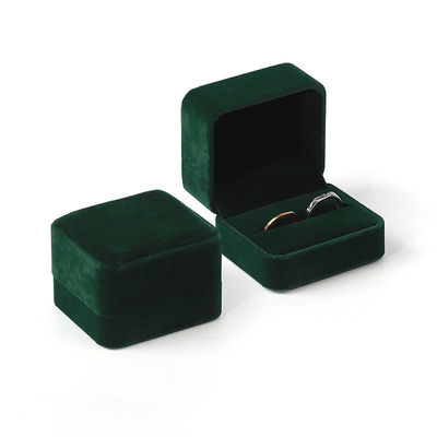Beli Grosir Produsen Customized Perhiasan Perhiasan Ring Box Personalized Custom logo Velvet Perhiasan Perjodohan Ring Packaging Box online manufacture