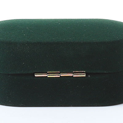 Grosir Pabrik Perhiasan Mewah Kotak Perhiasan Berlapis Velvet Hijau Pemasangan Pernikahan Pertunangan Double Ring Box Dengan Logo