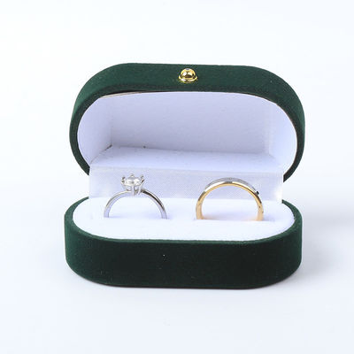 Grosir Pabrik Perhiasan Mewah Kotak Perhiasan Berlapis Velvet Hijau Pemasangan Pernikahan Pertunangan Double Ring Box Dengan Logo