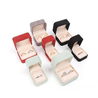 Grosir Perhiasan High End Kemasan Kotak Cincin Custom Logo Perhiasan Kemasan Mewah Pernikahan Ganda Pertunangan Velvet Ring Box