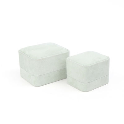Grosir Perhiasan Kemasan Kotak Cincin Custom Perhiasan Kemasan Mewah Pernikahan Ganda Pertunangan Green Velvet Ring Box dengan logo
