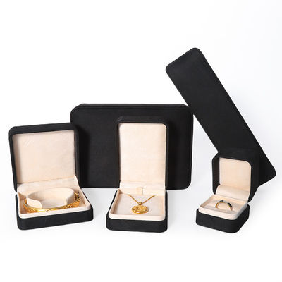 Hign End Big Jewelry Set Kalung Gelang Earrings Ring Packaging Handmade Square Velvet Black Jewelry Box Dengan Logo