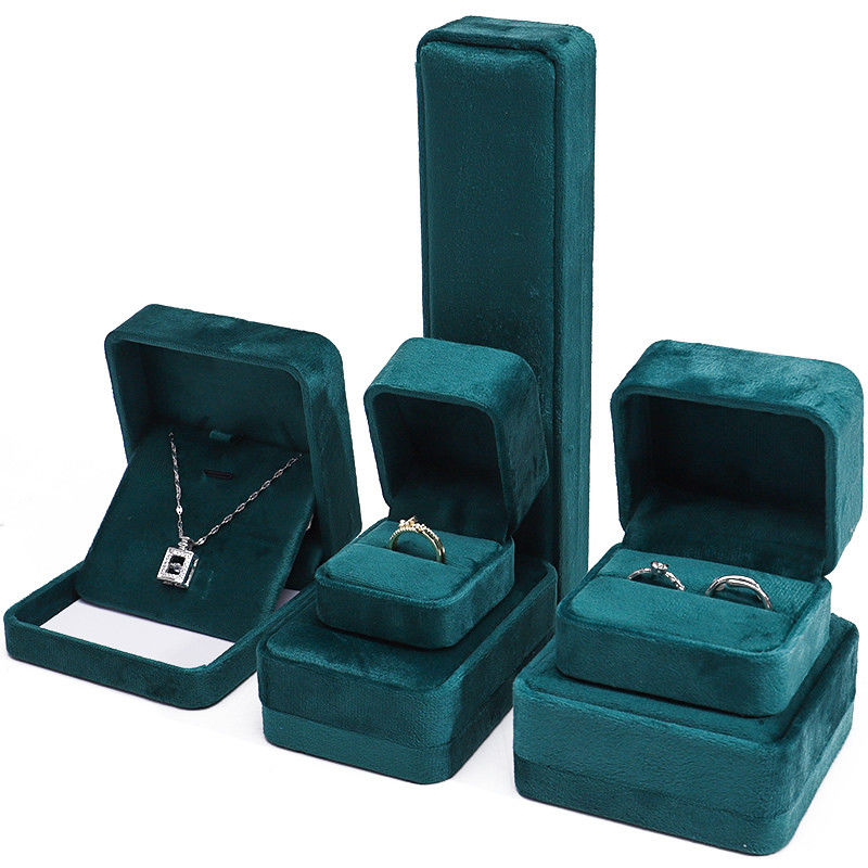 Grosir Manufaktur Perhiasan Mewah Kotak kemasan Logo kustom yang dipersonalisasi high end Kalung warna hijau gelap Gelang Earrings Cincin Kemasan Kotak Perhiasan Velvet