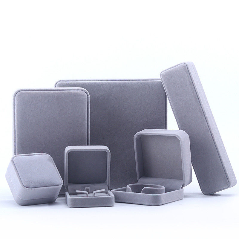 Customized Size Gray Velvet Jewelry Box untuk kalung cincin anting gelang Kemasan