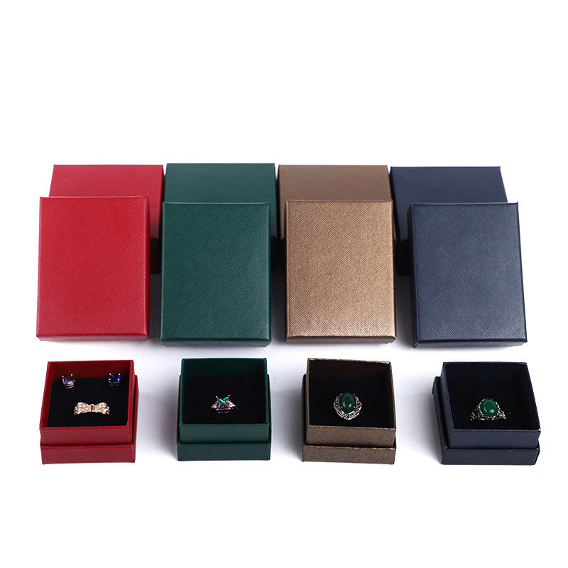 Pabrik grosir Perhiasan Mewah Kotak Pribadi High End Kalung Gelang Earrings Cincin Perhiasan Set Kemasan tutup kertas karton dan dasar Kotak Perhiasan dengan logo