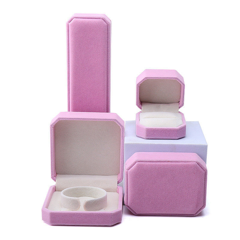 Bentuk Oktagonal Pink Flannelette Kotak Perhiasan Untuk Kalung Gelang Cincin Gaya Terbaru