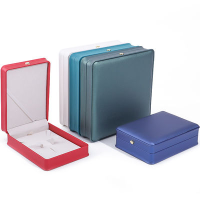 Bentuk persegi panjang Handmade Hanhong Custom Logo Box Crown Design Luxurious PU Leather Box Necklace Ring Jewelry Box