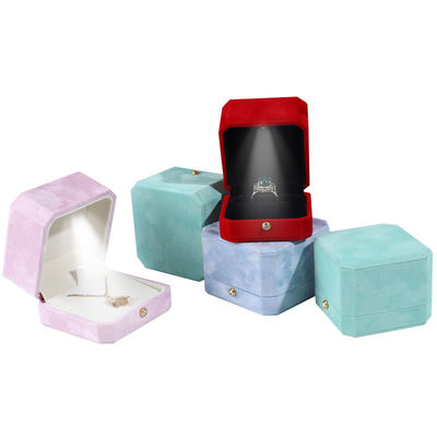 Customized Size Velvet Jewelry Box untuk mengatur dan menampilkan koleksi perhiasan LED