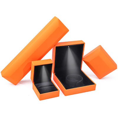 Customized Size Handmade Orange LED Ring Kotak Perhiasan untuk Logo Khusus dan Cahaya Putih