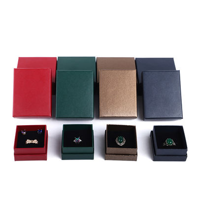 Pabrik grosir Perhiasan Mewah Kotak Pribadi High End Kalung Gelang Earrings Cincin Perhiasan Set Kemasan tutup kertas karton dan dasar Kotak Perhiasan dengan logo