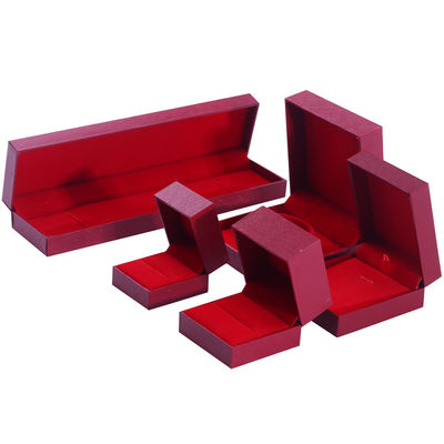 Pabrik grosir Perhiasan kotak persegi mewah Perhiasan kotak khusus high end Kalung Gelang Earrings Cincin perhiasan set Kemasan kertas kardus flip merah Perhiasan kotak dengan logo