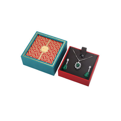 Custom Logo Kotak Perhiasan Kayu Hijau Kalung dan Gelang Kotak Kemasan