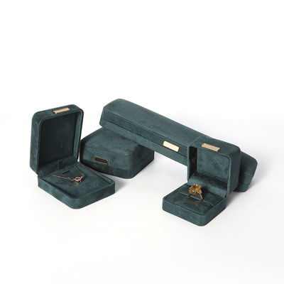 Pabrik grosir Perhiasan Mewah Kotak Pribadi High End Kalung Gelang Earrings Cincin Perhiasan Set Kemasan Velvet Hijau Gelap Perhiasan Kotak dengan logo